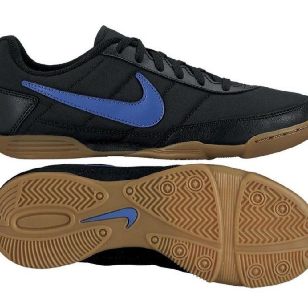 Nike Davinho Black/Hyper Cobalt Kids Indoor Soccer Shoes size 2